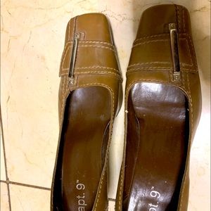 Apt. 9 women’s shoes